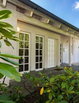 Zeitlose Eleganz trifft Natur, Platz und Erholung! Cooles EFH mit Einliegerwhg., Garten, Garage etc. - Wüstenrot