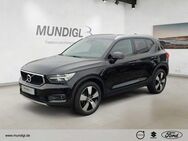 Volvo XC40, Momentum, Jahr 2021 - Landshut