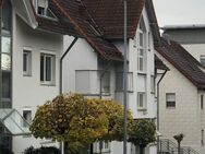 Endersbach, sehr schöne helle Räume, derzeit noch Bürofläche, kann aber zu Wohnraum umgewidmet werden - Weinstadt