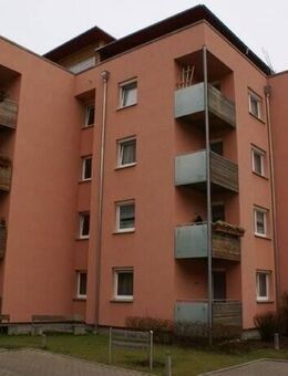 NUR FÜR SENIOREN!!!!!! 2 Zimmer Wohnung in kleiner Seniorenwohnanlage frei - Nürnberg