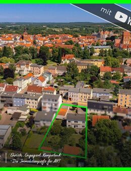 Viel Platz im Haus mit großem Obstgarten, Bungalow und 8 Garagen - Güstrow