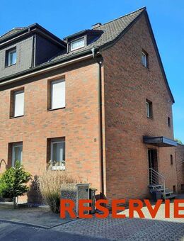 "RESERVIERT" - Viel Platz für die große Familie! Zweifamilienhaus mit Garten und Garage in Sackgassenlage - Herne