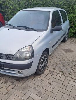 Renault Clio, mit Tüv, Fahrbereit. - Staßfurt