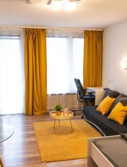 Zentral gelegen, vollmöbilierte 1-Zi Wohnung mit EBK und Balkon in Sindelfingen - Sindelfingen