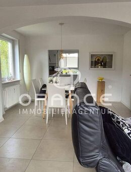 ***Ihr neues Zuhause - Sonnige 4-Zimmer-Wohnung mit Wohlfühlatmosphäre*** - Nittendorf (Markt)