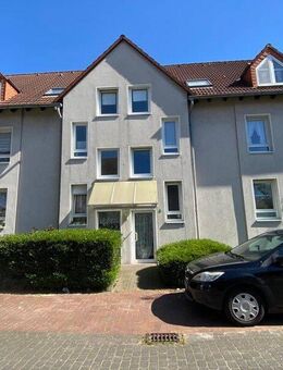 Charmante Dachgeschosswohnung mit 3 Zimmern und großem Balkon - Essen
