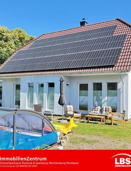Traumhaus mit Swimmingpool - Bröbberow