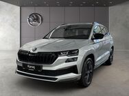 Skoda Karoq, 1.5 TSI Sportline sof verfügbar, Jahr 2022 - Weilheim (Oberbayern)