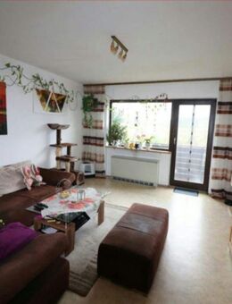 Gepflegte 3 Zi.Wohnung in Lichtenau mit Garage, Garten und EBK - Lichtenau (Bayern)