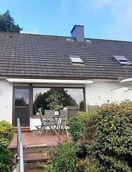 Zu Verkaufen! Gemütliche Doppelhaushälfte mit Vollkeller - Itzehoe