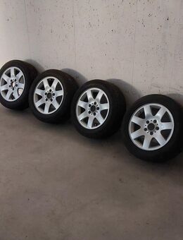 BMW Felgen 16 Zoll mit Sommereifen - Straubenhardt