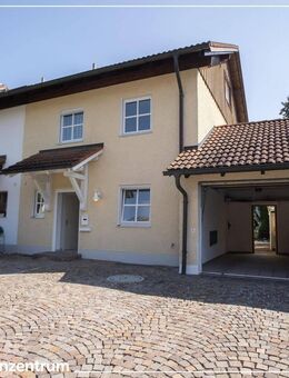 Reiheneckhaus mit großzügigem Garten in ruhiger Lage - Straubing