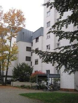 RENOVIERT! Tolle 2-Zimmer-Wohnung mit Balkon in beliebter Lage - Nürnberg