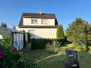 Einfamilienhaus mit kleinem Nebengelass und großen Garten - Krölpa