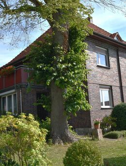Malerisch gelegener Resthof mit Wohnhaus im Weserbergland - Bad Pyrmont