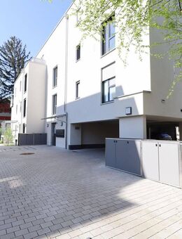 Moderne Erdgeschoßwohnung mit herrlichem eigenen Garten. Neuwertig, 4 Zi, nähe FAU und zentrumsnah - Erlangen