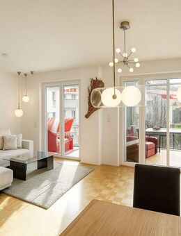 3-Zimmer Wohnung mit zwei Wintergärten in Neuhausen | Loggia und TG inklusive! - München