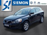 Volvo XC60, 2.4 D3 Summum AWD, Jahr 2010 - Emsdetten