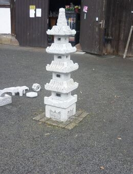 Pagode Laterne Höhe 140 cm aus Granit hellgrau - Burghaun