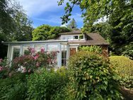 Einfamilienhaus mit Wintergarten und naturbelassenem Grundstück in Juliusburg zu verkaufen - Juliusburg