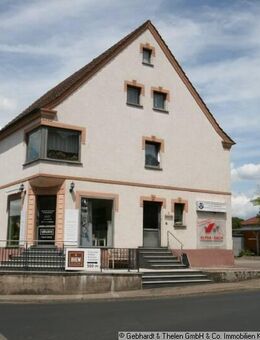 Prägendes Haus in exponierter Lage - Dermbach
