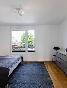 Sonniges Familienglück - großes MRH mit Tiefgaragen- und Freistellplatz, Garten und viel Staufläche! - Kaltenkirchen