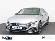 VW Arteon, 2.0 TSI R-Line, Jahr 2023 - Wunstorf