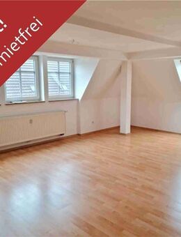 +++ Exklusive DG-Wohnung mit großem Wohnzimmer in ruhiger Lage von Pölbitz +++ - Zwickau