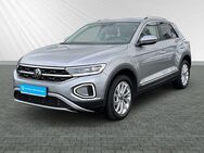 VW T-Roc, 1.5 TSI Style, Jahr 2023 - Osann-Monzel