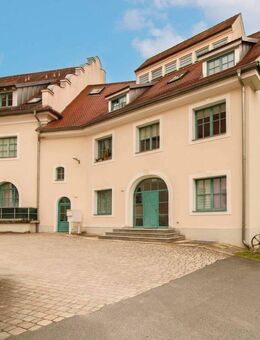 !Renditestarke! Eigentumswohnung mit Terrasse und Garage - Amberg