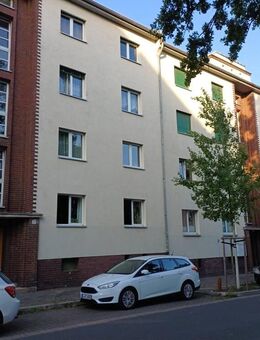 2-Zimmer-Wohnung mit Loggia und Abstellkammer - Leipzig