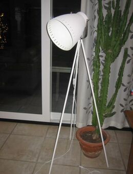 2 Lampen--1 x Wohnzimmer--Flur Standlampe --1 x Tischlampe Holz/Porzelan Kugel & Stehlamlpe Nostalgie - Meckenheim