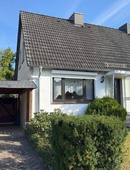 Gepflegte DHH zur Renovierung mit Vollkeller und Carport in beliebter gefragter Ortslage - Schwarzenbek