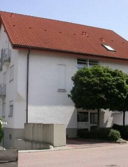 gepflegte Wohnung mit Einbauküche und Garagenplatz - Leimen (Baden-Württemberg)