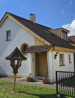 Renovierungsbedürftiges EFH mit sehr großem Garten - Straubing