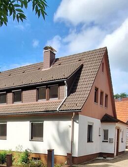 Doppelhaushälfte mit Nebengebäude, Werkstatt ,Terrasse und Garten - Bad Lauterberg (Harz)