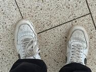 1,5 Jahre getragene weiße Airforce 1 Sneaker! Größe 44,5 - Mittweida