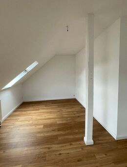 Modernisierte 3 Zimmer-Wohnung DG in Bissendorf - Bissendorf