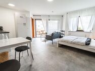 1-Zimmerwohnung mit Wlan, TV, Küche, Dusche/Wc, Waschmaschine, Trockner, Tiefgaragenstellplatz und Balkon - Böblingen