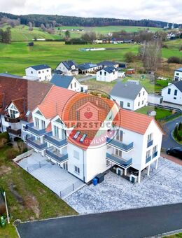 Anlageobjekt, vermietete Neubauwohnung mit Balkon und Küche zu verkaufen! - Waidhaus