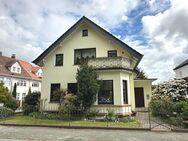 PURNHAGEN-IMMOBILIEN - Blumenthal - geräumiges freistehendes 1-2-Fam.-Haus in ruhiger Nebenstraße - Bremen