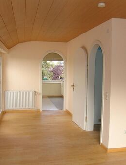 Kleve: 3-Zimmer-Wohnung mit Balkon, 2 Keller - Kleve (Nordrhein-Westfalen)
