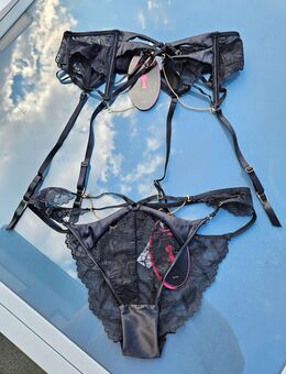 Hunkemöller Private Brazilian & Strumpfhalter - Übach-Palenberg