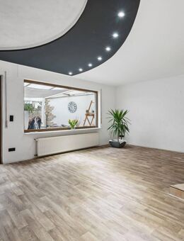 Platzwunder mit Herz in Alsdorf: Großes Zuhause für große Pläne - Alsdorf (Nordrhein-Westfalen)