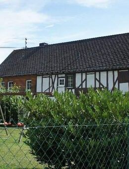 ** SCHÖN RENOVIERTES FACHERKHAUS - NÄHE HACHENBURG** - Nister