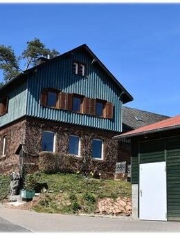 Ehemaliges Forsthaus mit großer Halle nahe dem Edersee! - Vöhl