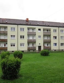 Renovierte 3-Zimmer-Wohnung mit Balkon wartet auf neue Mieter! - Mühldorf (Inn)