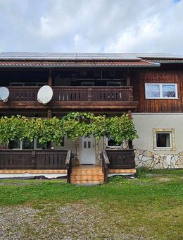 Mehrgenerationen! Charmantes großes Wohnhaus mit zusätzlichem Nebenhaus in Julbach/Buch - Julbach