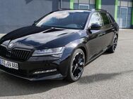 Skoda Superb, 2.0 TSI Combi Sportline, Jahr 2023 - Schneeberg (Sachsen)