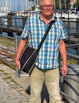 Hand in Hand am Ostseestrand - Berlin